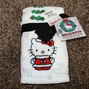 ✨NWT✨ Hello Kitty Sanrio Set of 2 Christmas Holiday Hand Towels